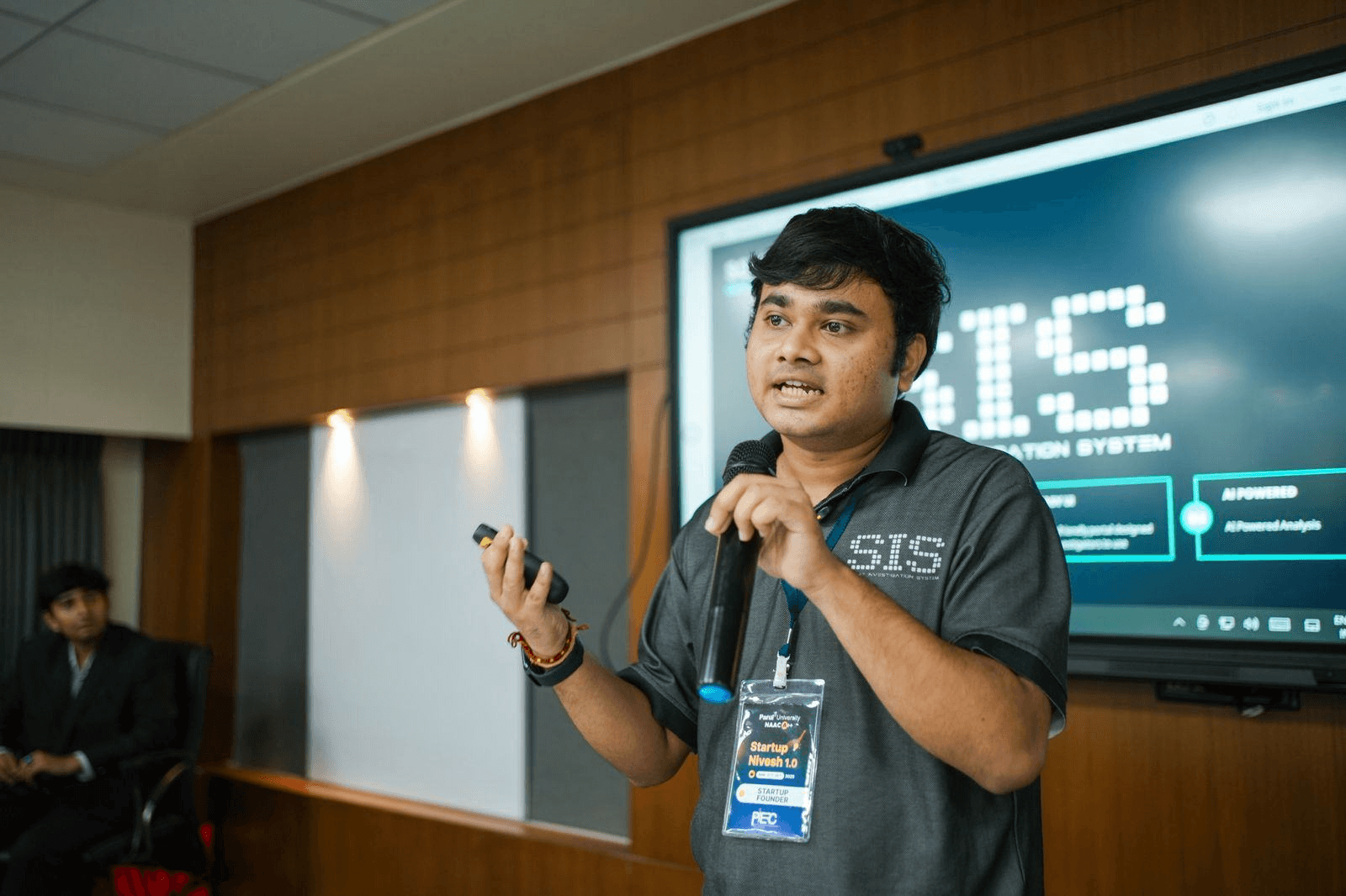 Live Founder Pitch Presentation